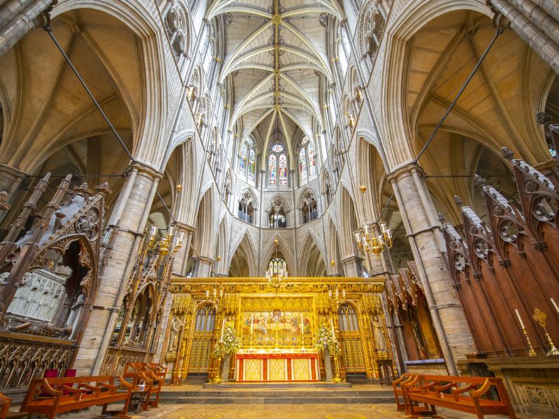 Blick ins Innere der berühmten Kirche Westminster Abbey