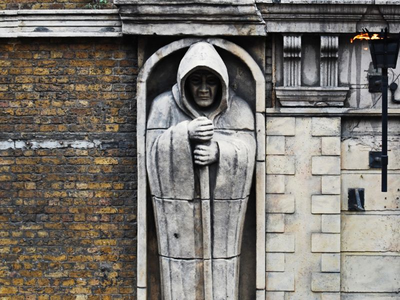 Auch von außen sieht der London Dungeon schon gruselig aus