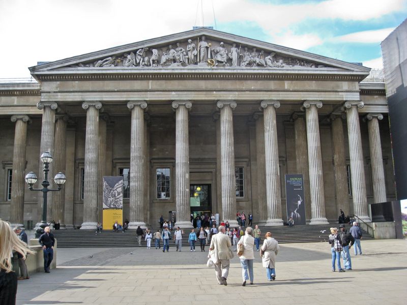 Eingang zum British Museum