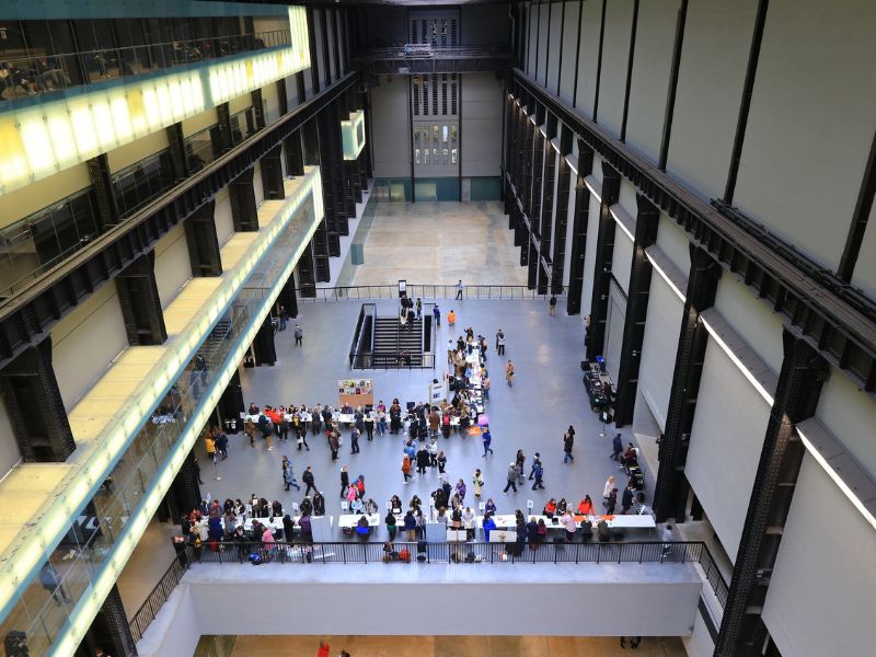 Riesige Halle im Londoner Tate Modern