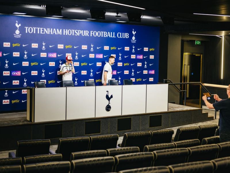 Medienraum im Tottenham Hotspur Stadion London