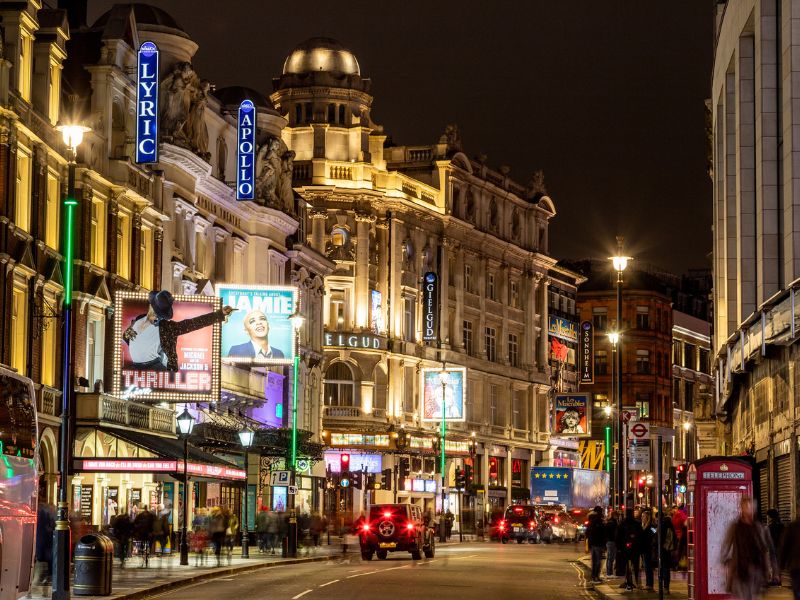 In West End werden Musicals und Shows angeboten